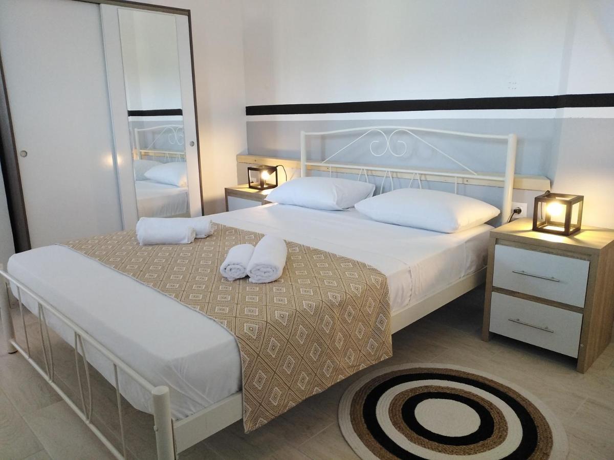 Dhimisianáta Apartment With Pool In Tzanata Kefalonia מראה חיצוני תמונה